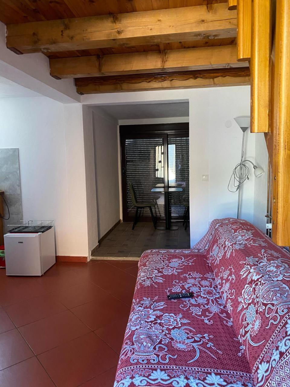 Draga'S Rooms Virpazar Kamer foto